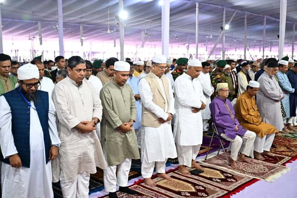 জাতীয় ঈদগাহে ঈদের নামাজ আদায় করলেন রাষ্ট্রপতি ও প্রধানমন্ত্রী