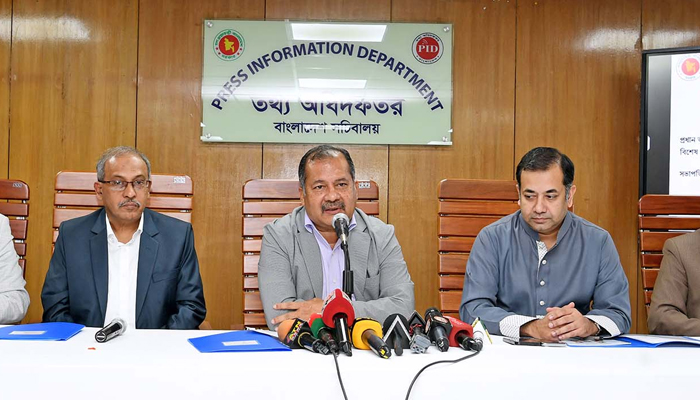 উপাত্ত ছাড়া যেকোনো তথ্য কেবলই ব্যক্তিগত অভিমত : তথ্যমন্ত্রী